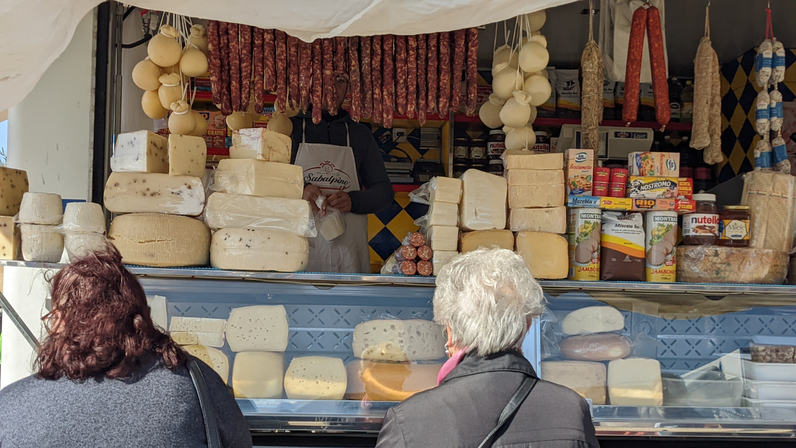 sicilian cheese market